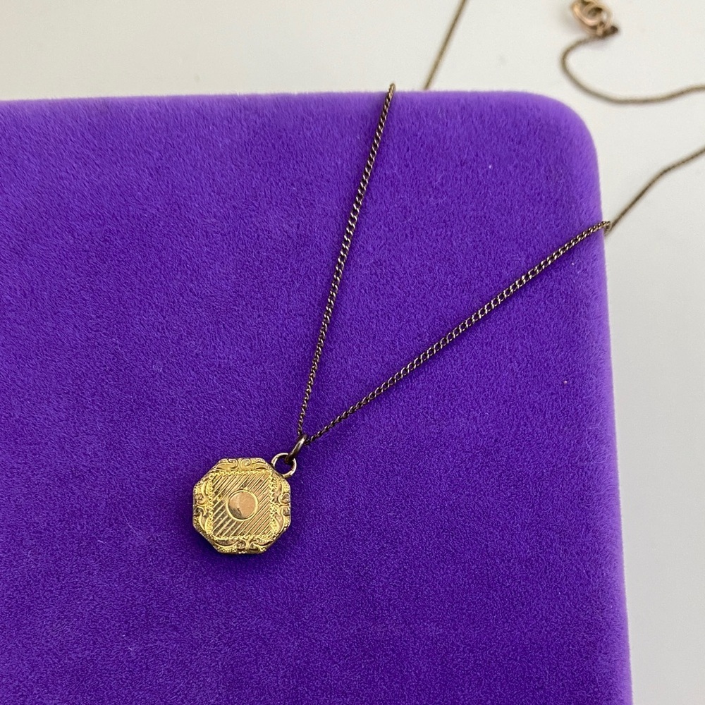 💛 Antique Gold Filled Octagon Locket Engraved Pendant Necklace | Romantic